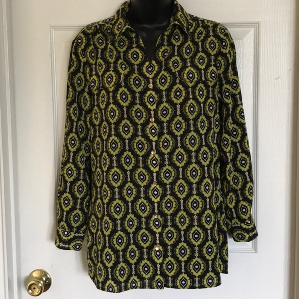 Jones New York vibrant colored blouse